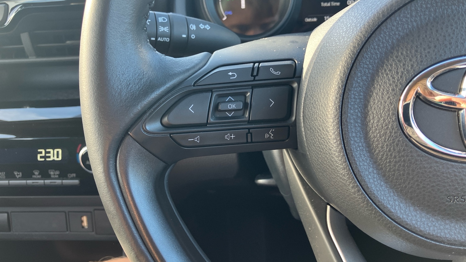 Used Toyota Yaris Cross 2024 for sale - 76605464: Photo 33