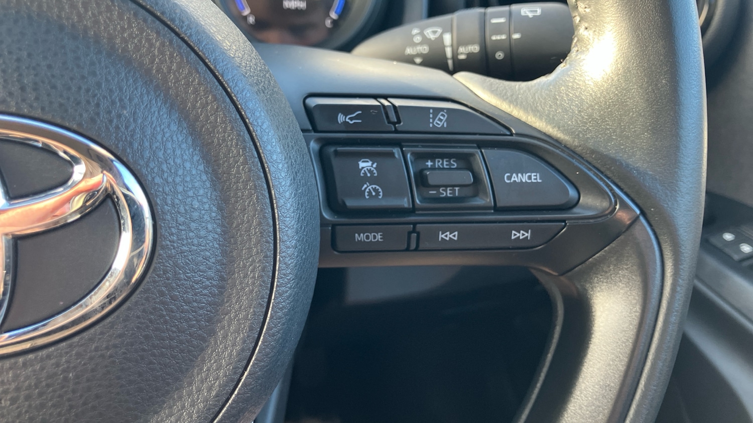 Used Toyota Yaris Cross 2024 for sale - 76605464: Photo 34