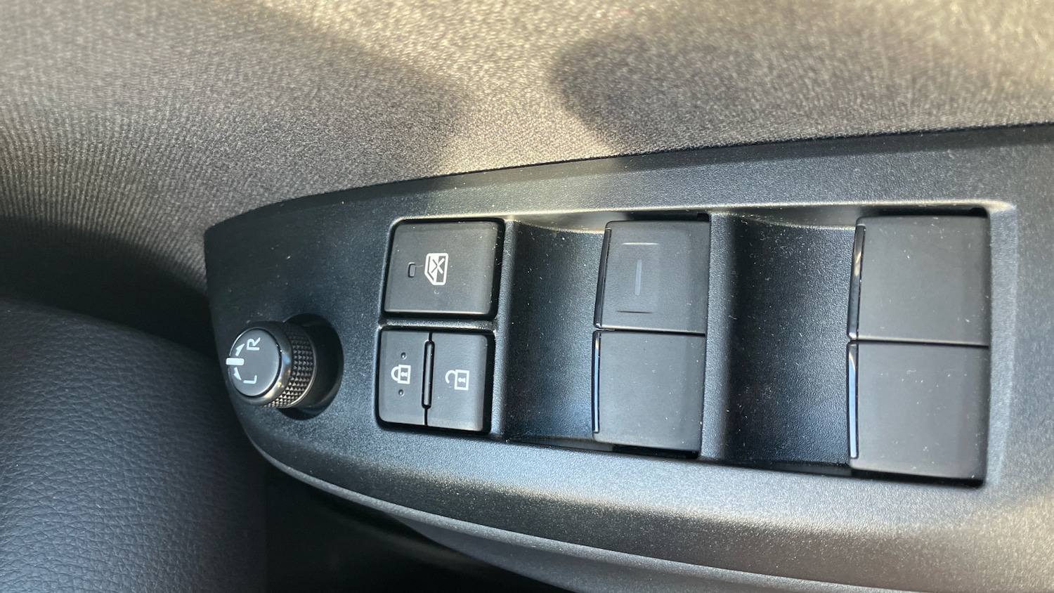 Used Toyota Yaris Cross 2024 for sale - 76605464: Photo 35