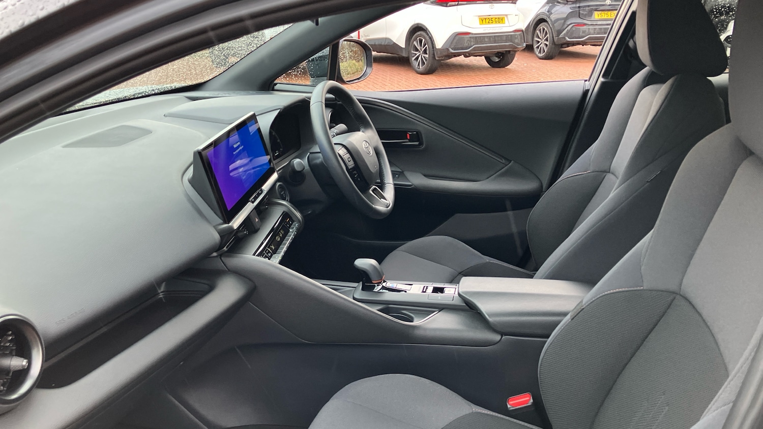 Used Toyota C-HR 2024 for sale - 76694156: Photo 10