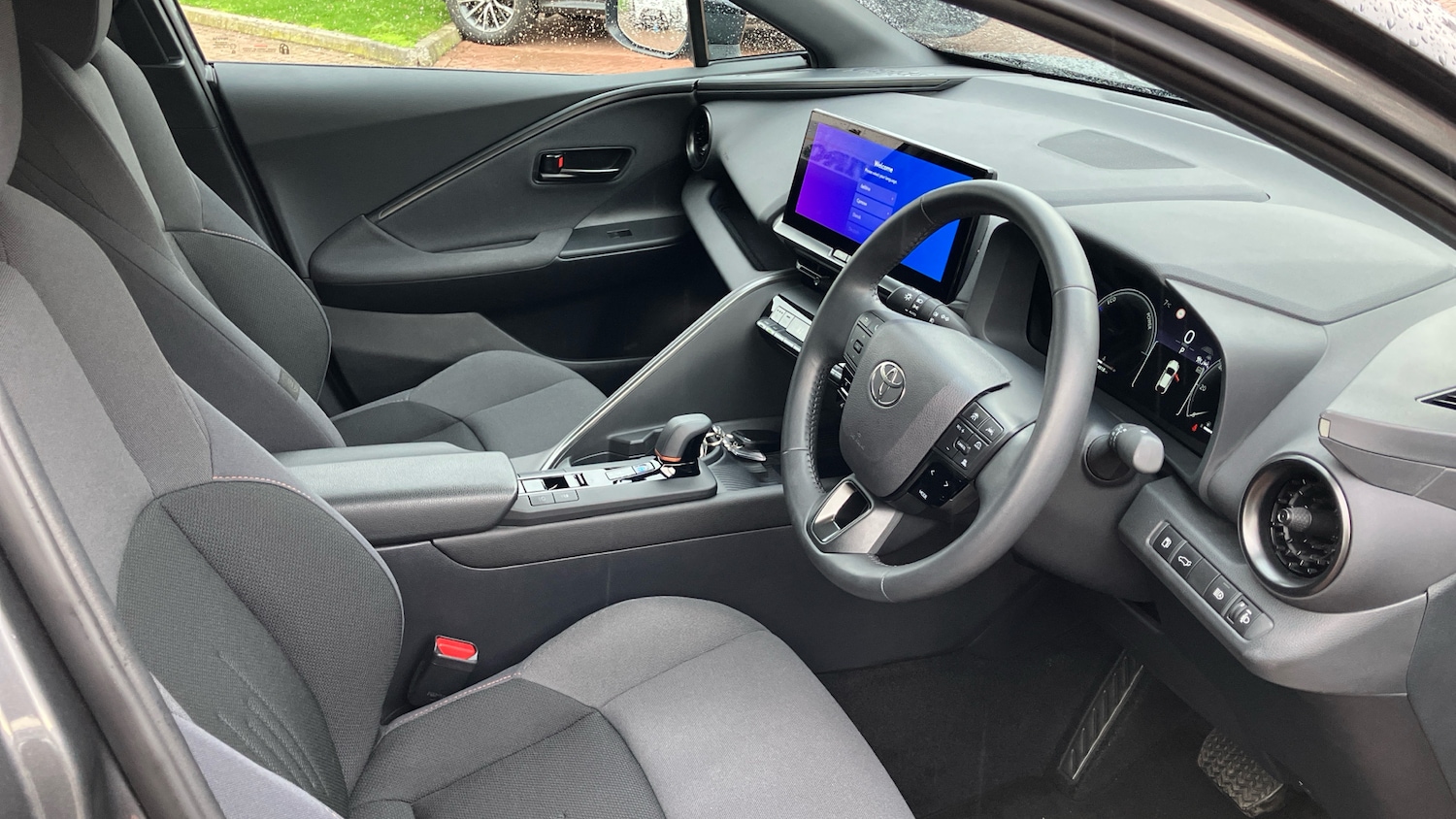 Used Toyota C-HR 2024 for sale - 76694156: Photo 11