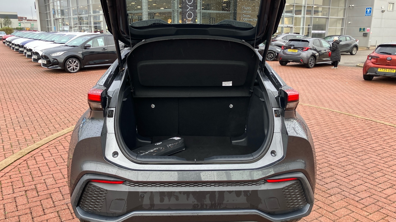 Used Toyota C-HR 2024 for sale - 76694156: Photo 14