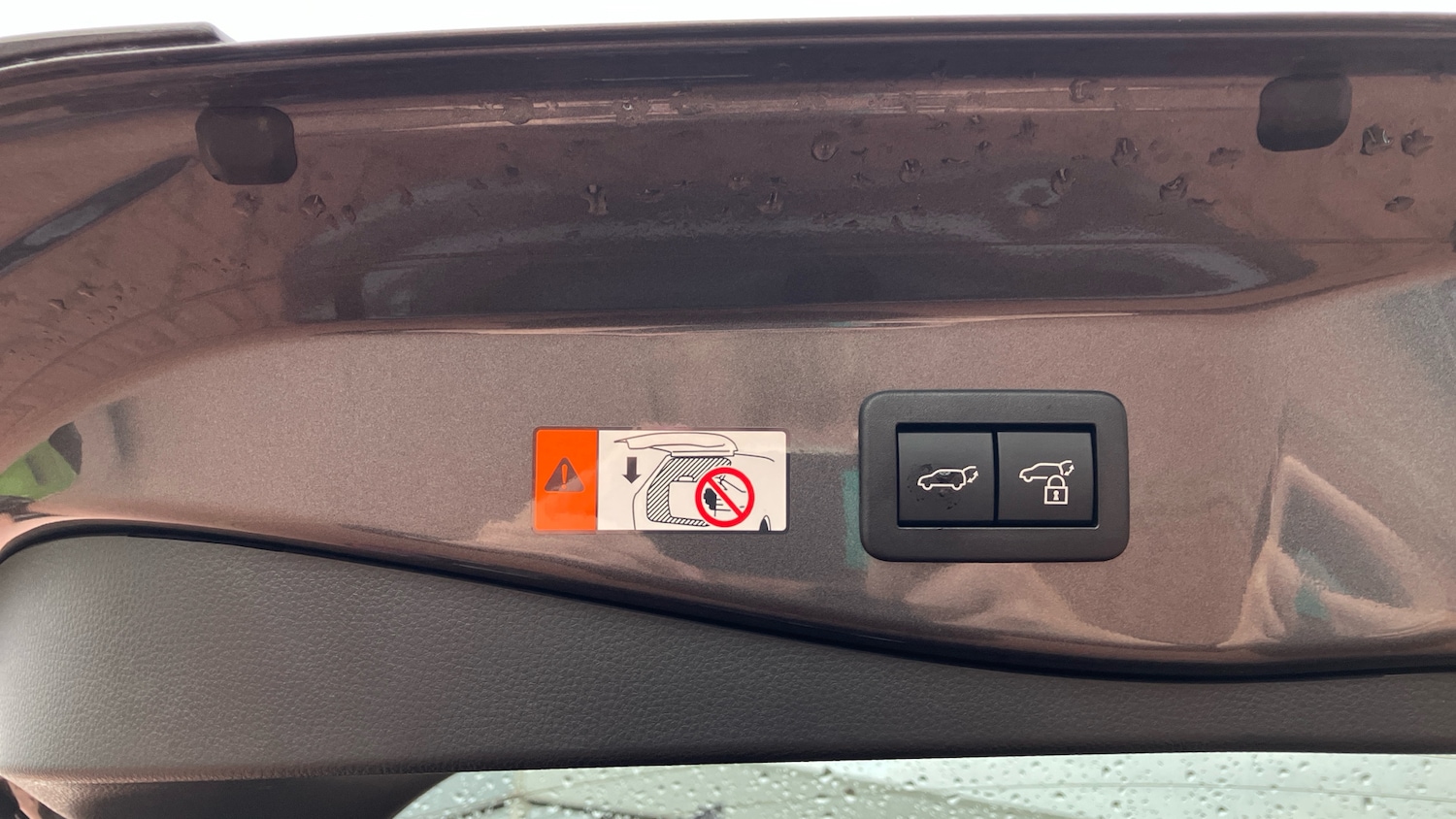 Used Toyota C-HR 2024 for sale - 76694156: Photo 30