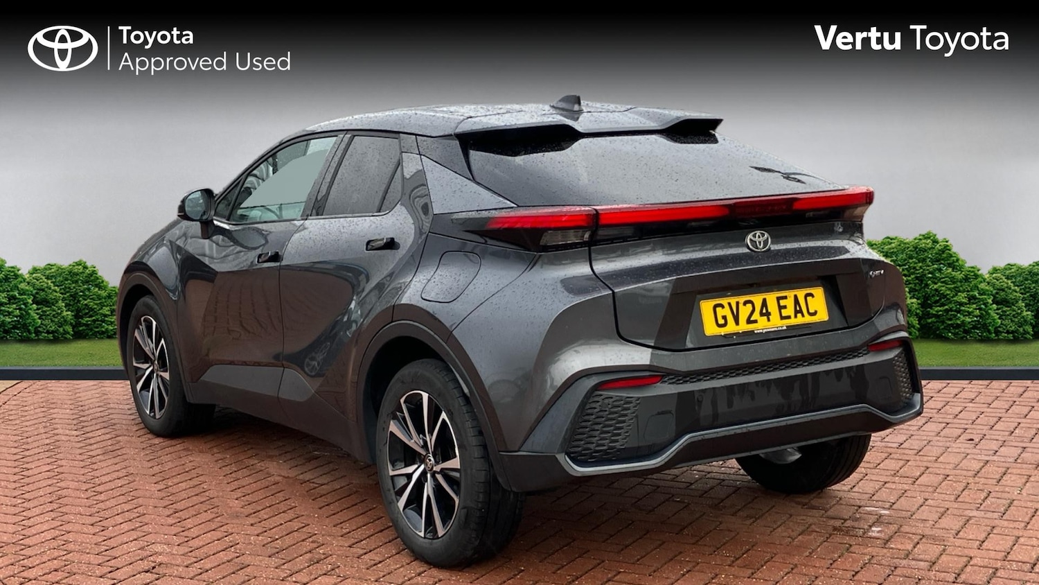 Used Toyota C-HR 2024 for sale - 76694156: Photo 4