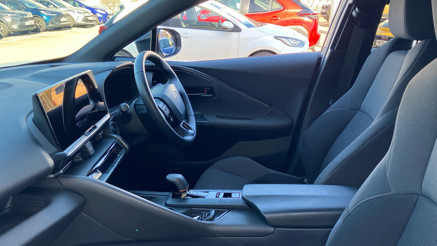 Used Toyota C-HR 2024 for sale - 77931538: Photo 10