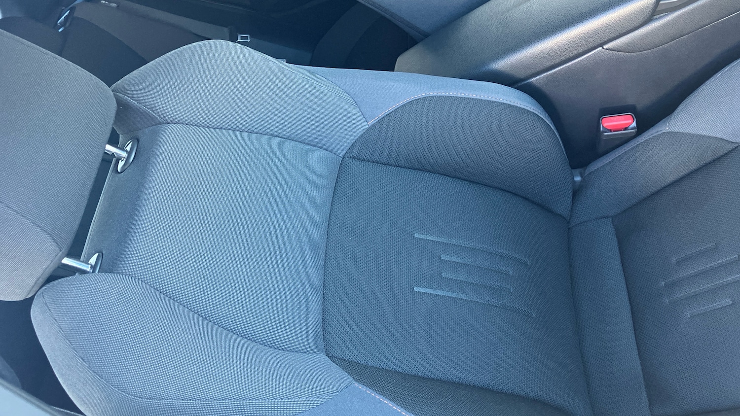 Used Toyota C-HR 2024 for sale - 77931538: Photo 38