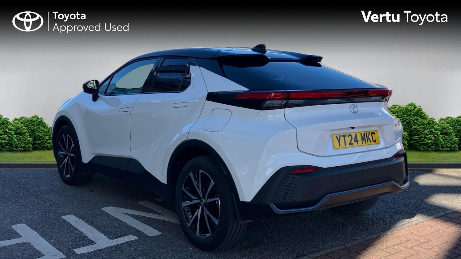 Used Toyota C-HR 2024 for sale - 77931538: Photo 4