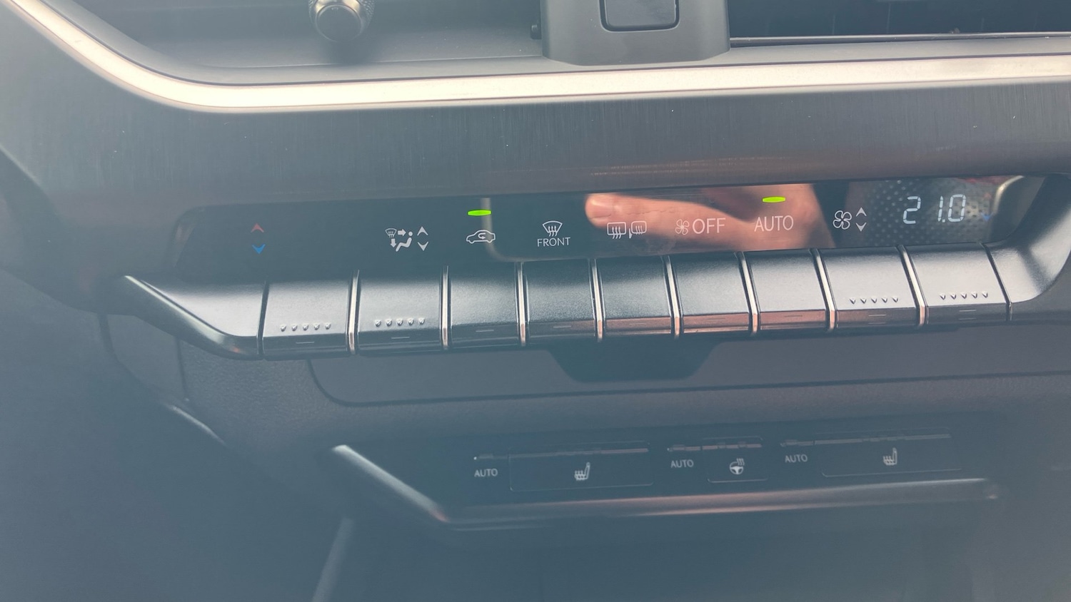 Used Lexus UX 2020 for sale - 76490402: Photo 39