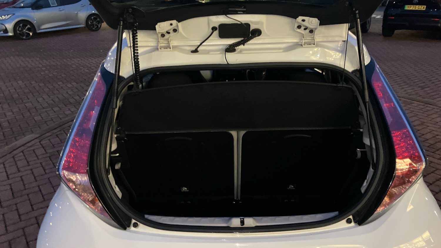 Used Toyota AYGO 2017 for sale - 77116424: Photo 14