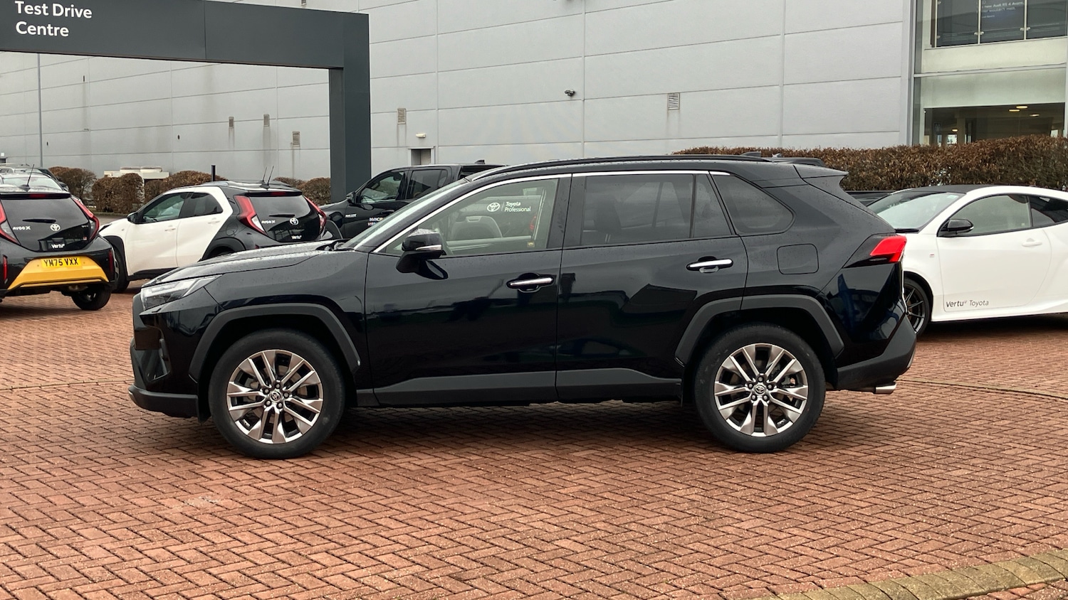 Used Toyota RAV4 2022 for sale - 77732998: Photo 17