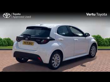Used Toyota Yaris 2021 for sale - 74540679: Photo