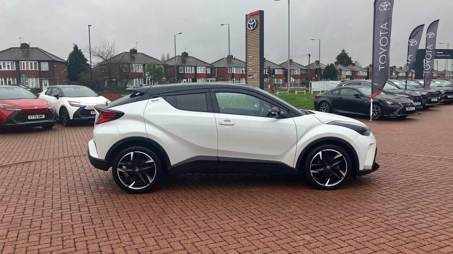 Used Toyota C-HR 2023 for sale - 77063813: Photo 16