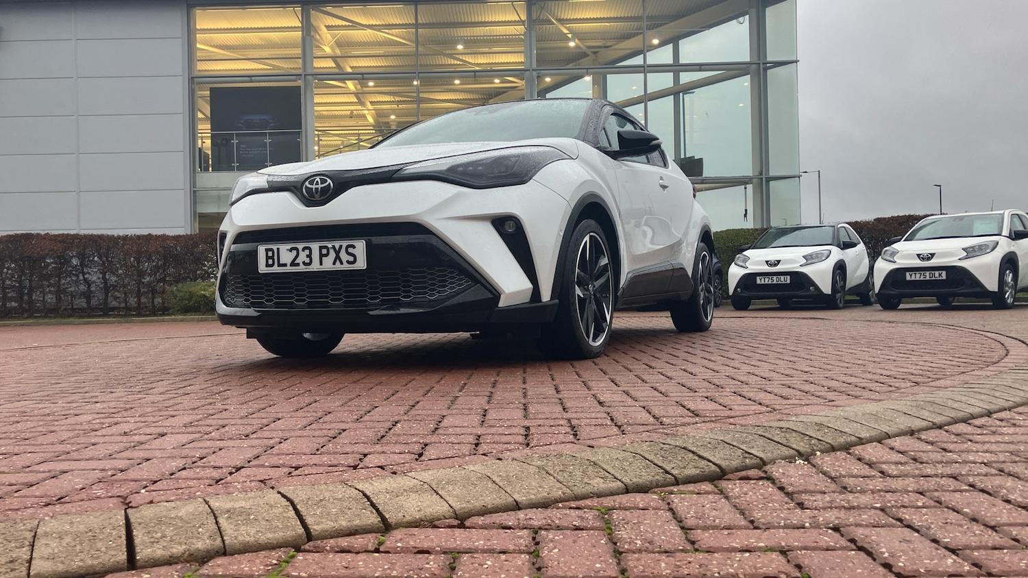 Used Toyota C-HR 2023 for sale - 77063813: Photo 32