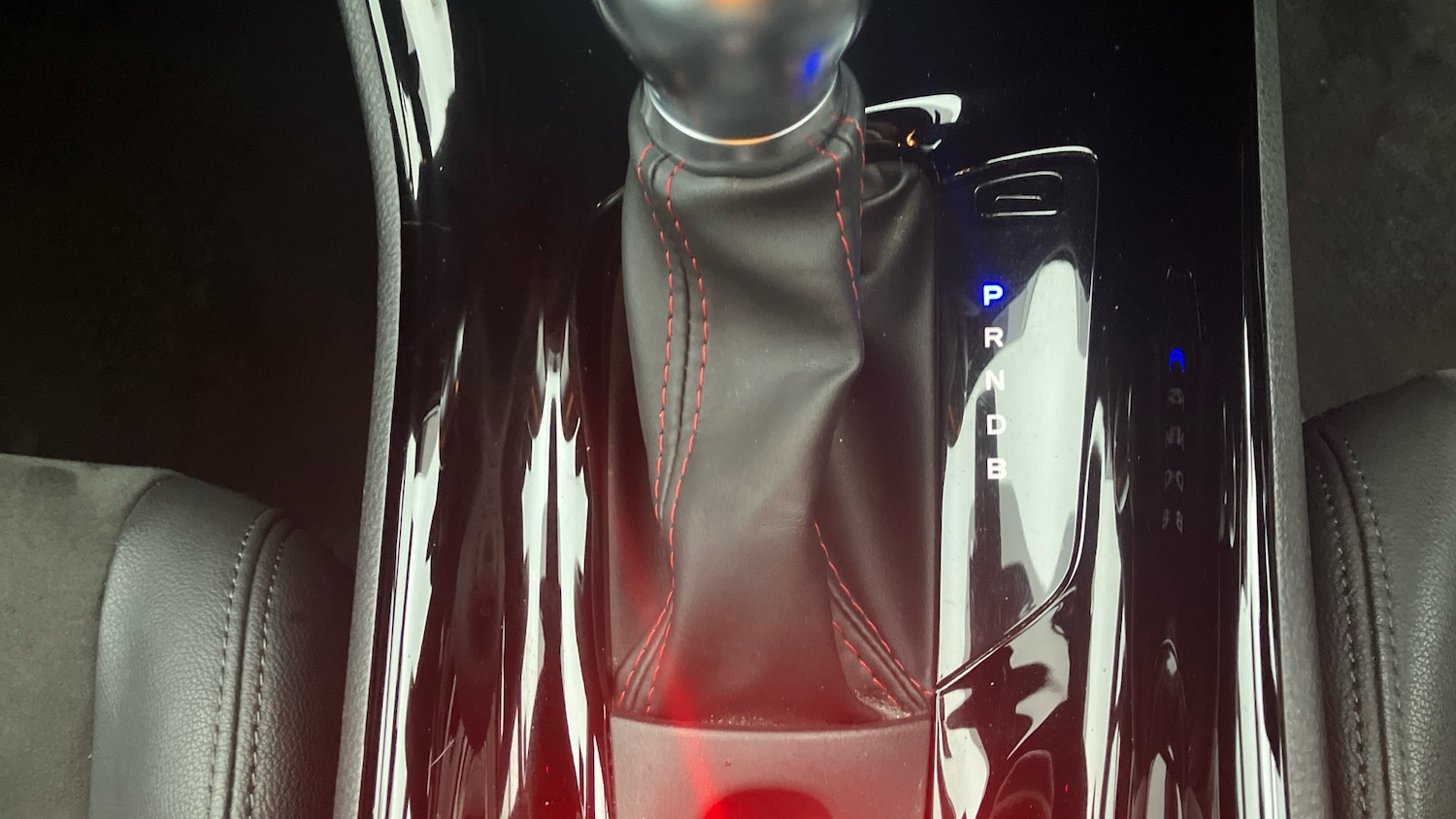 Used Toyota C-HR 2023 for sale - 77063813: Photo 36