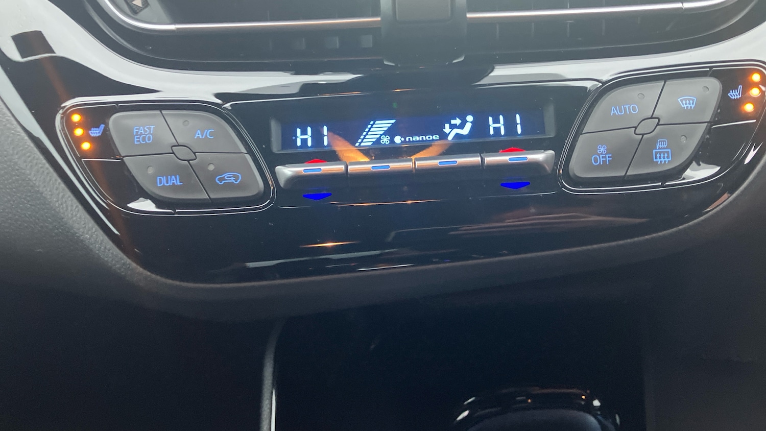 Used Toyota C-HR 2023 for sale - 77063813: Photo 37