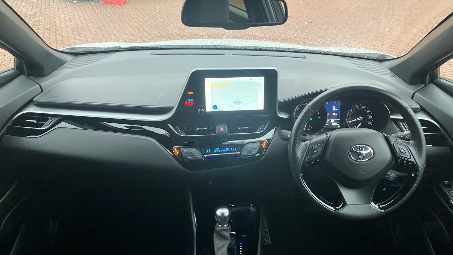 Used Toyota C-HR 2023 for sale - 77063813: Photo 5