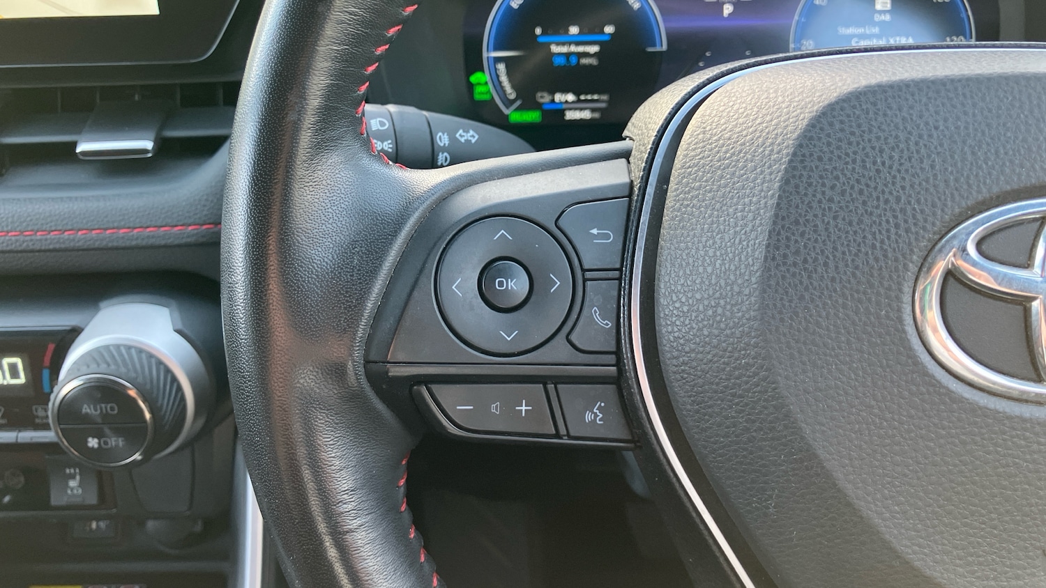 Used Toyota RAV4 2023 for sale - 77830392: Photo 36