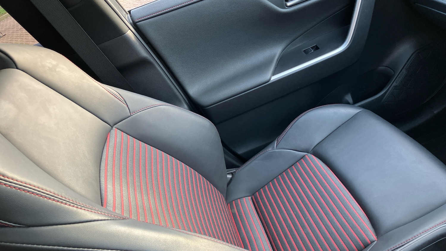 Used Toyota RAV4 2023 for sale - 77830392: Photo 41