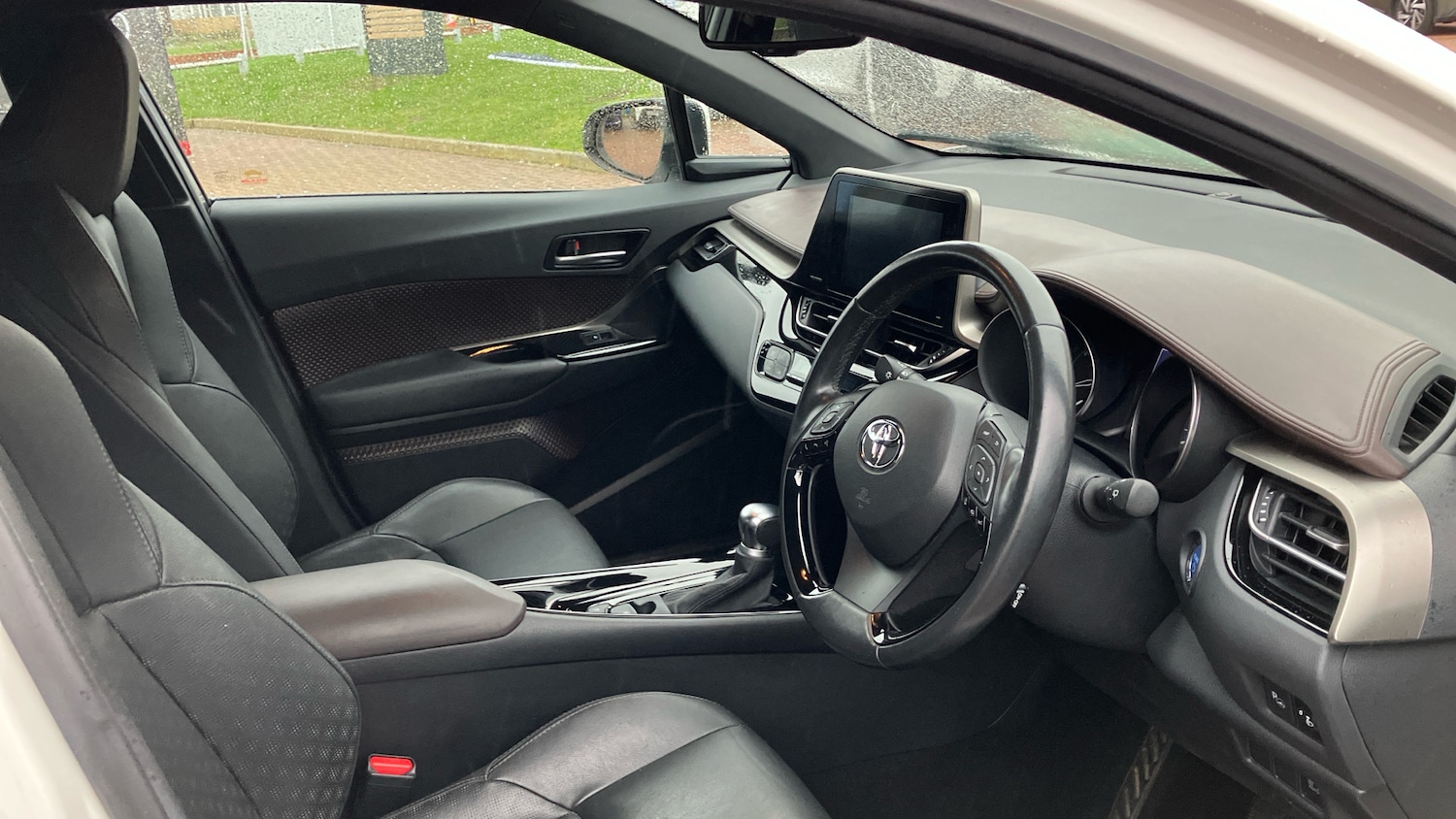 Used Toyota C-HR 2020 for sale - 77829925: Photo 11