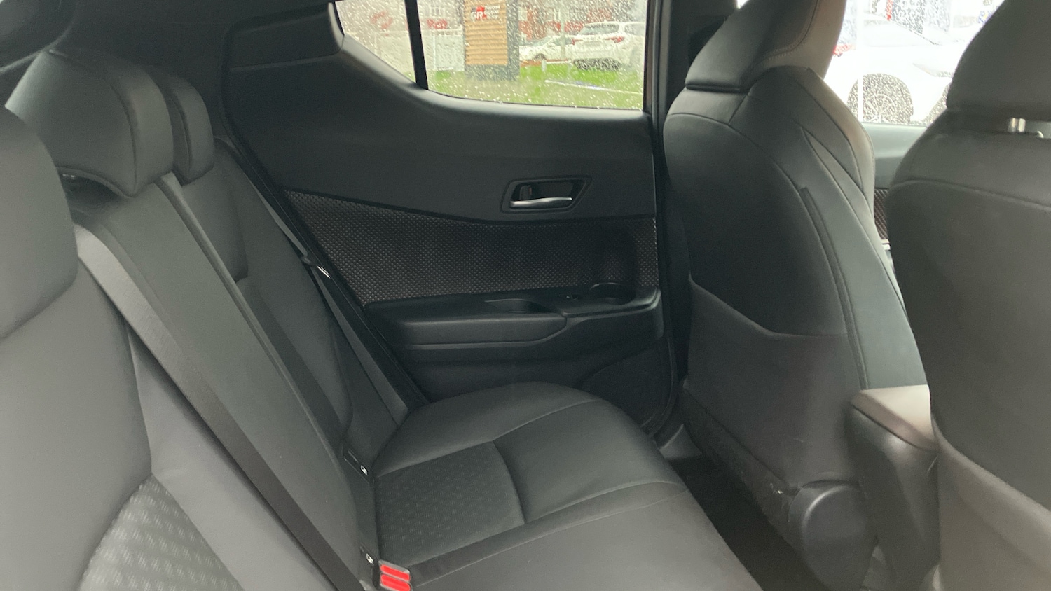 Used Toyota C-HR 2020 for sale - 77829925: Photo 12