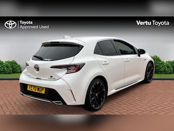 Used Toyota Corolla 2020 for sale - 76127924: Photo 2