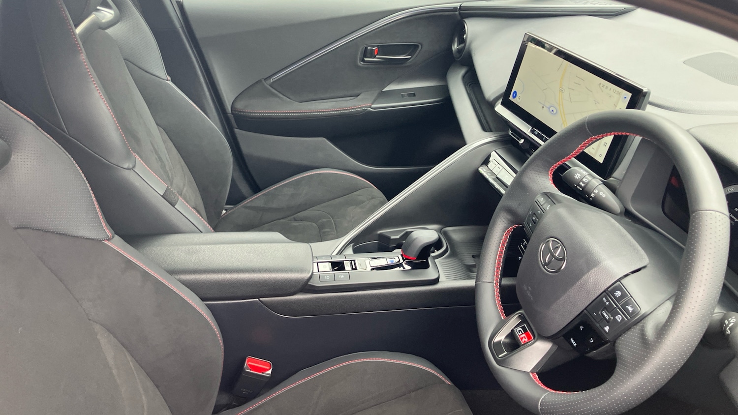 Used Toyota C-HR 2024 for sale - 76273566: Photo 11