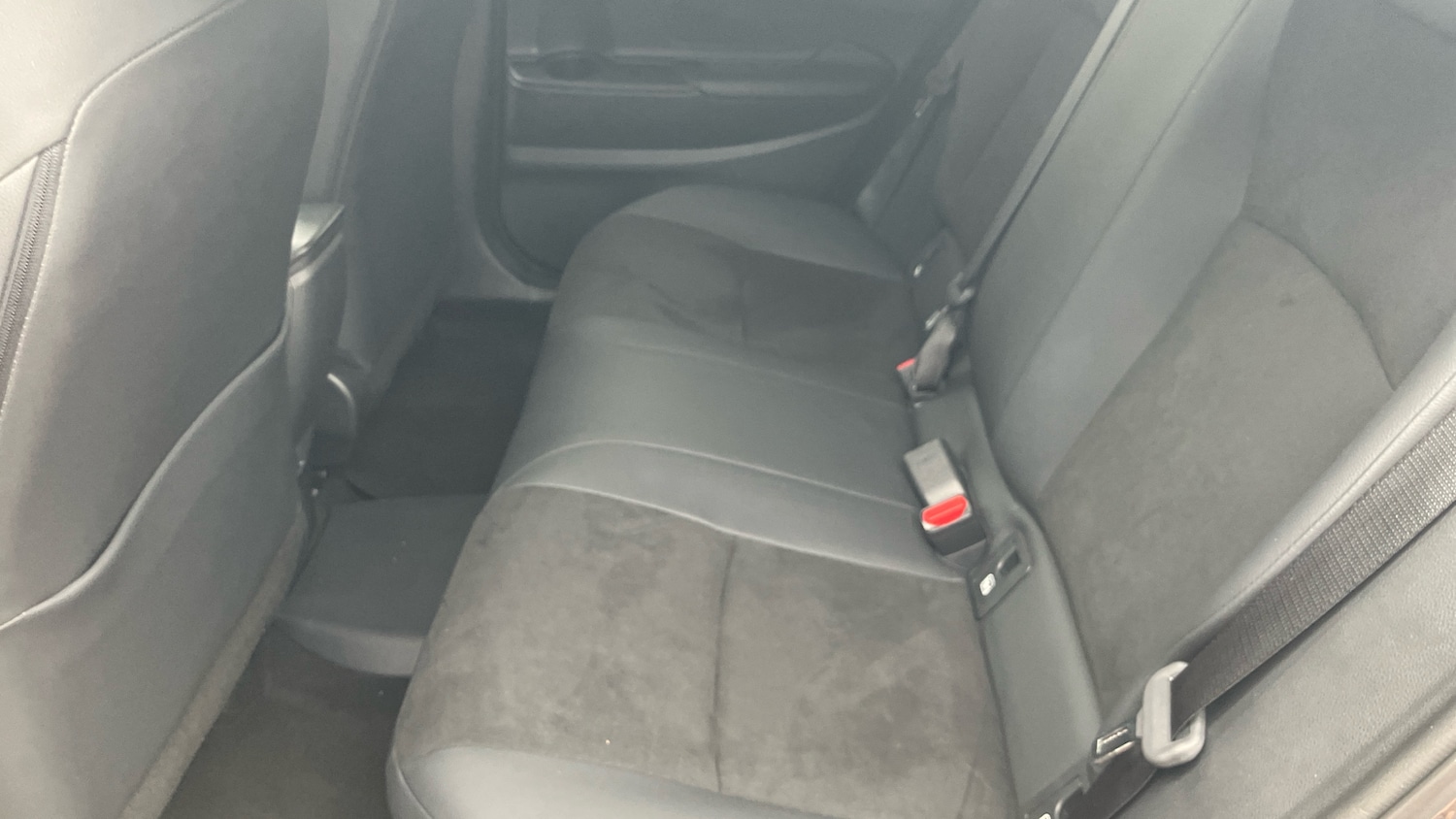 Used Toyota C-HR 2024 for sale - 76273566: Photo 13