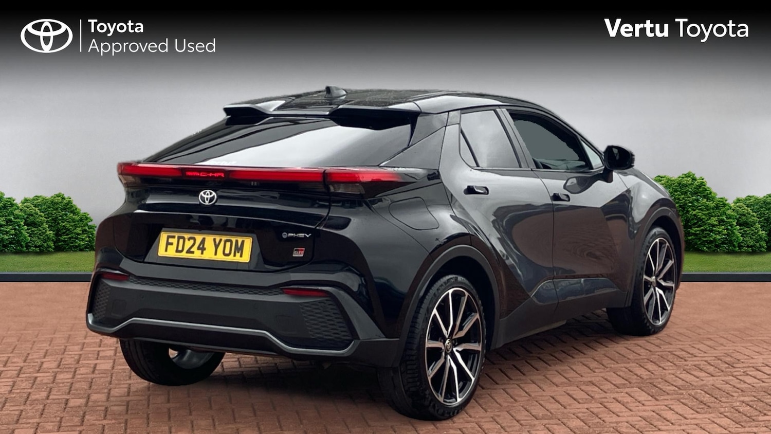 Used Toyota C-HR 2024 for sale - 76273566: Photo 2