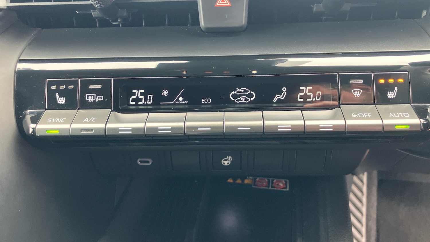 Used Toyota C-HR 2024 for sale - 76273566: Photo 38