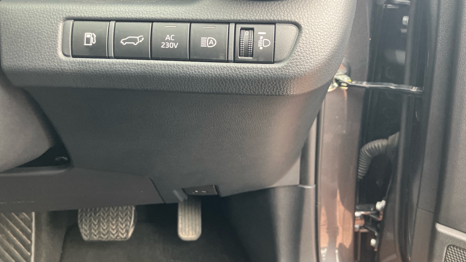 Used Toyota C-HR 2024 for sale - 76273566: Photo 42