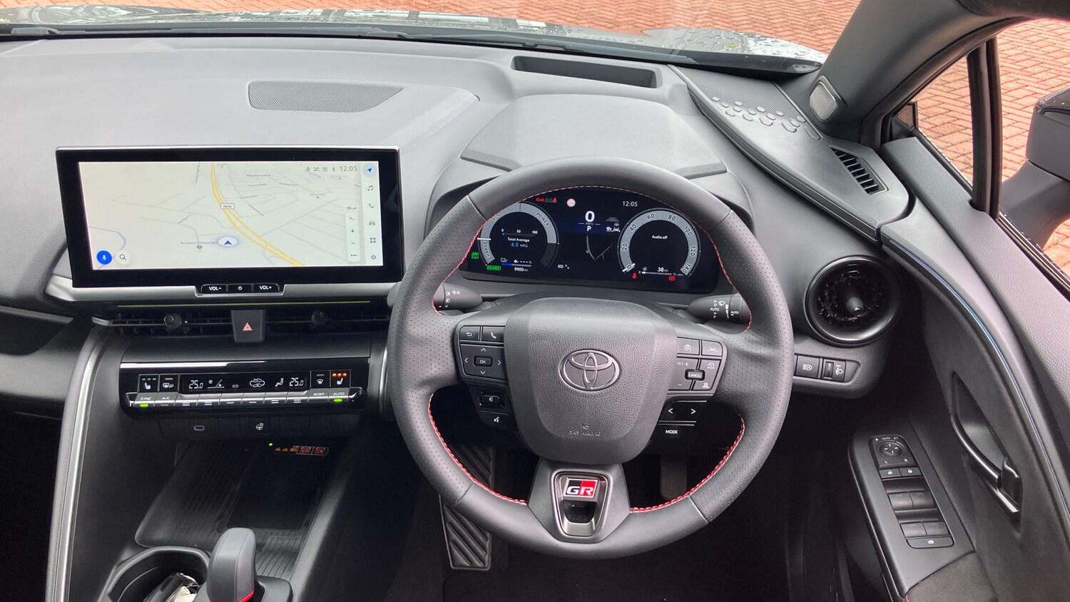 Used Toyota C-HR 2024 for sale - 76273566: Photo 6