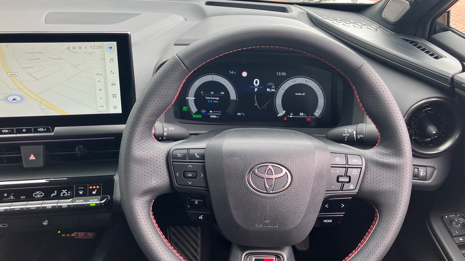 Used Toyota C-HR 2024 for sale - 76273566: Photo 8