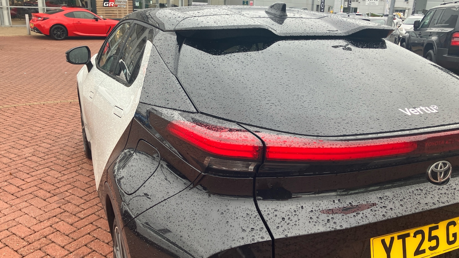 Used Toyota C-HR 2025 for sale - 76332709: Photo 22