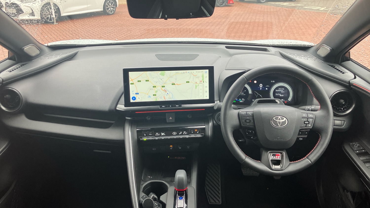 Used Toyota C-HR 2025 for sale - 76332709: Photo 5