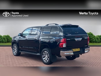 Used Toyota Hilux 2019 for sale - 75325226: Photo