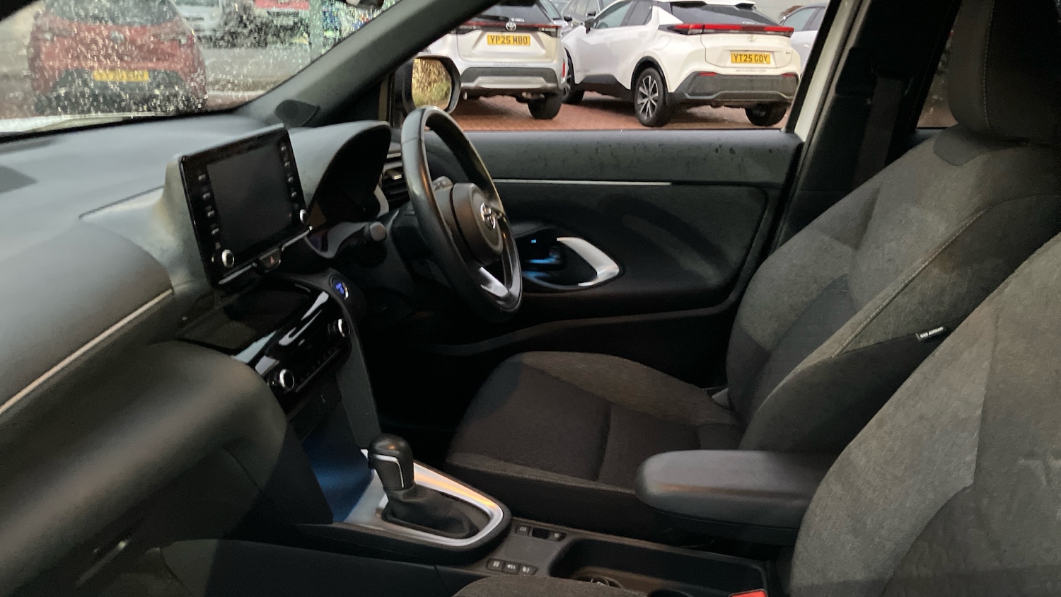 Used Toyota Yaris Cross 2023 for sale - 76640799: Photo 10