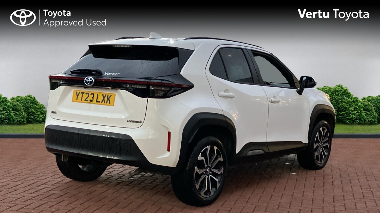 Used Toyota Yaris Cross 2023 for sale - 76640799: Photo 2