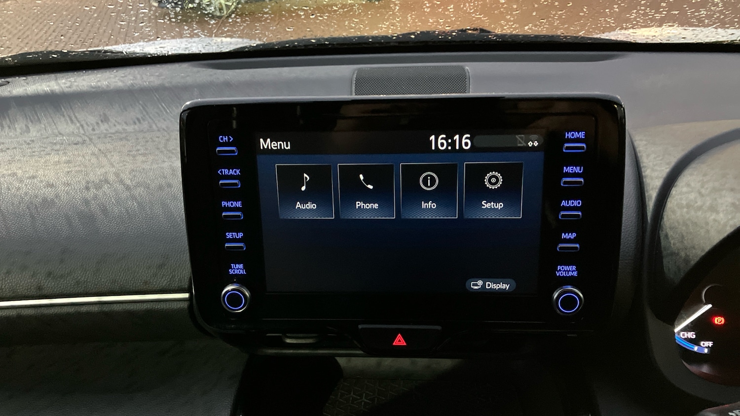 Used Toyota Yaris Cross 2023 for sale - 76640799: Photo 25