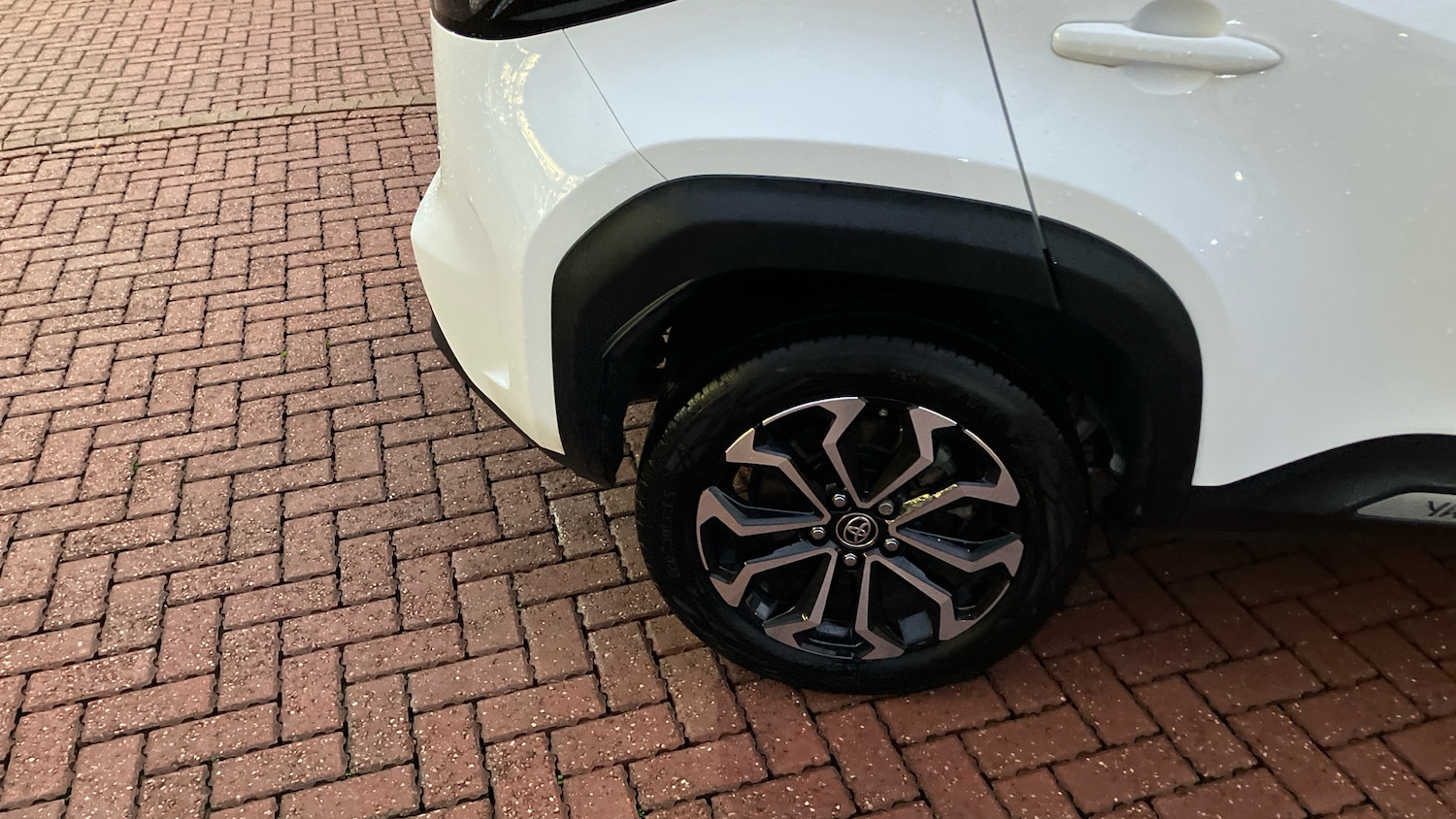 Used Toyota Yaris Cross 2023 for sale - 76640799: Photo 31