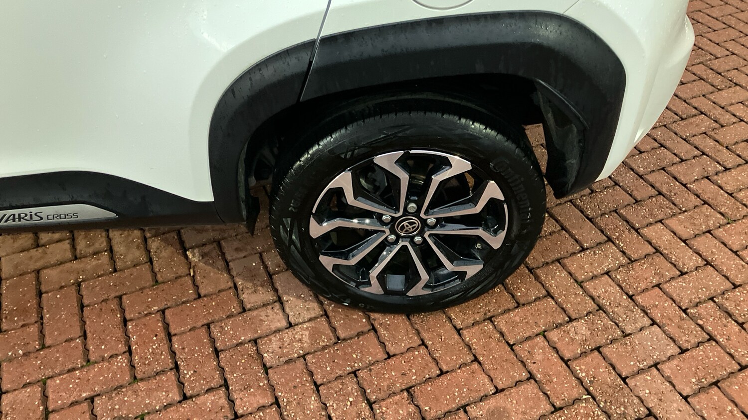 Used Toyota Yaris Cross 2023 for sale - 76640799: Photo 32