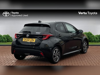 Used Toyota Yaris 2022 for sale - 77434575: Photo