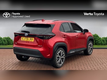 Used Toyota Yaris Cross 2023 for sale - 77595150: Photo