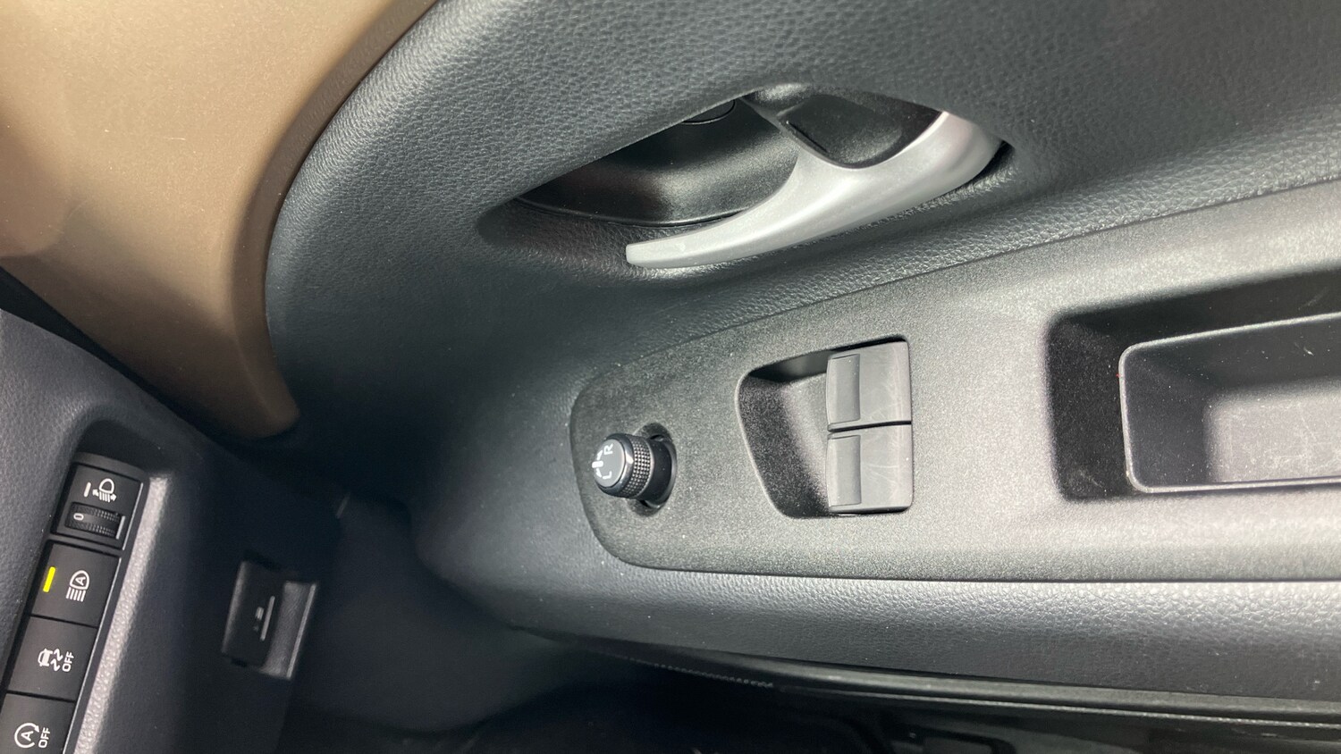 Used Toyota Aygo X 2024 for sale - 77998236: Photo 43