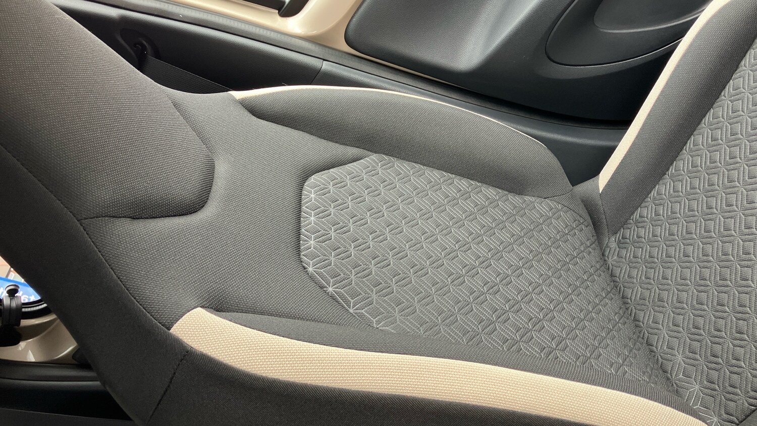 Used Toyota Aygo X 2024 for sale - 77998236: Photo 45