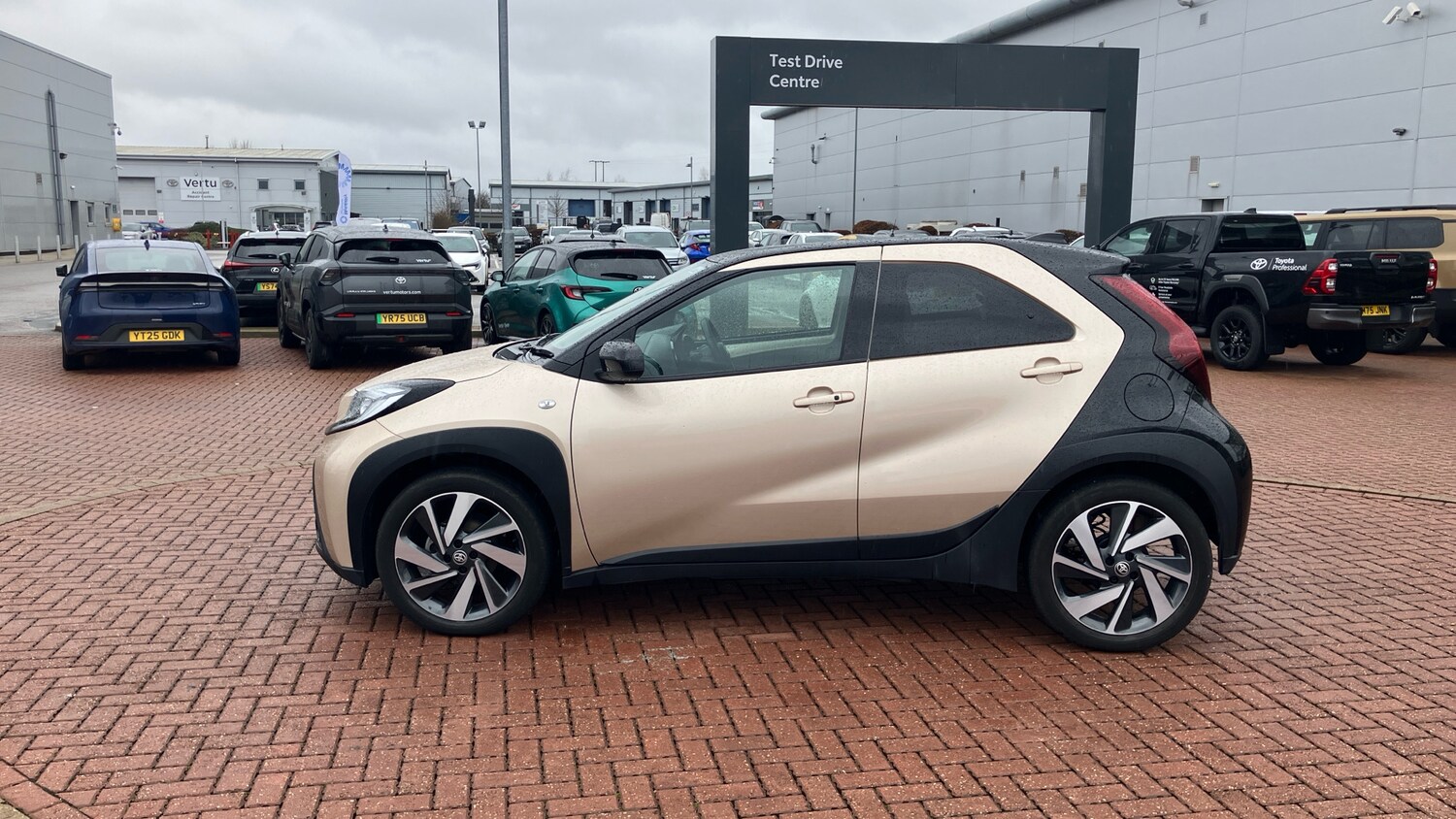 Used Toyota Aygo X 2024 for sale - 77579435: Photo 33