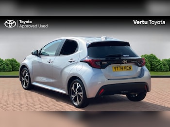 Used Toyota Yaris 2024 for sale - 75749122: Photo