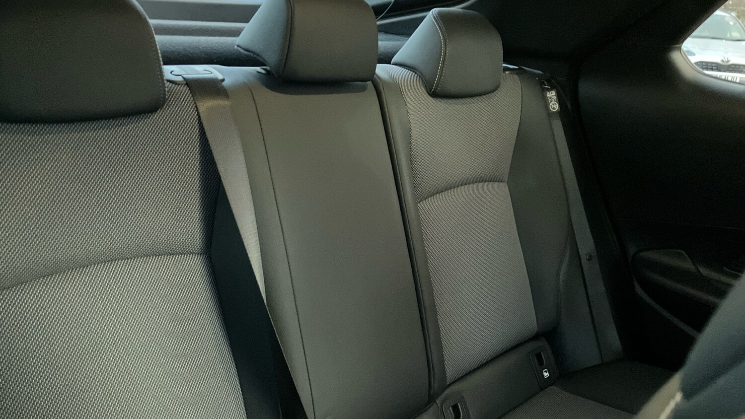 Used Toyota C-HR 2024 for sale - 77350273: Photo 21