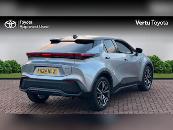 Used Toyota C-HR 2024 for sale - 77350273: Photo