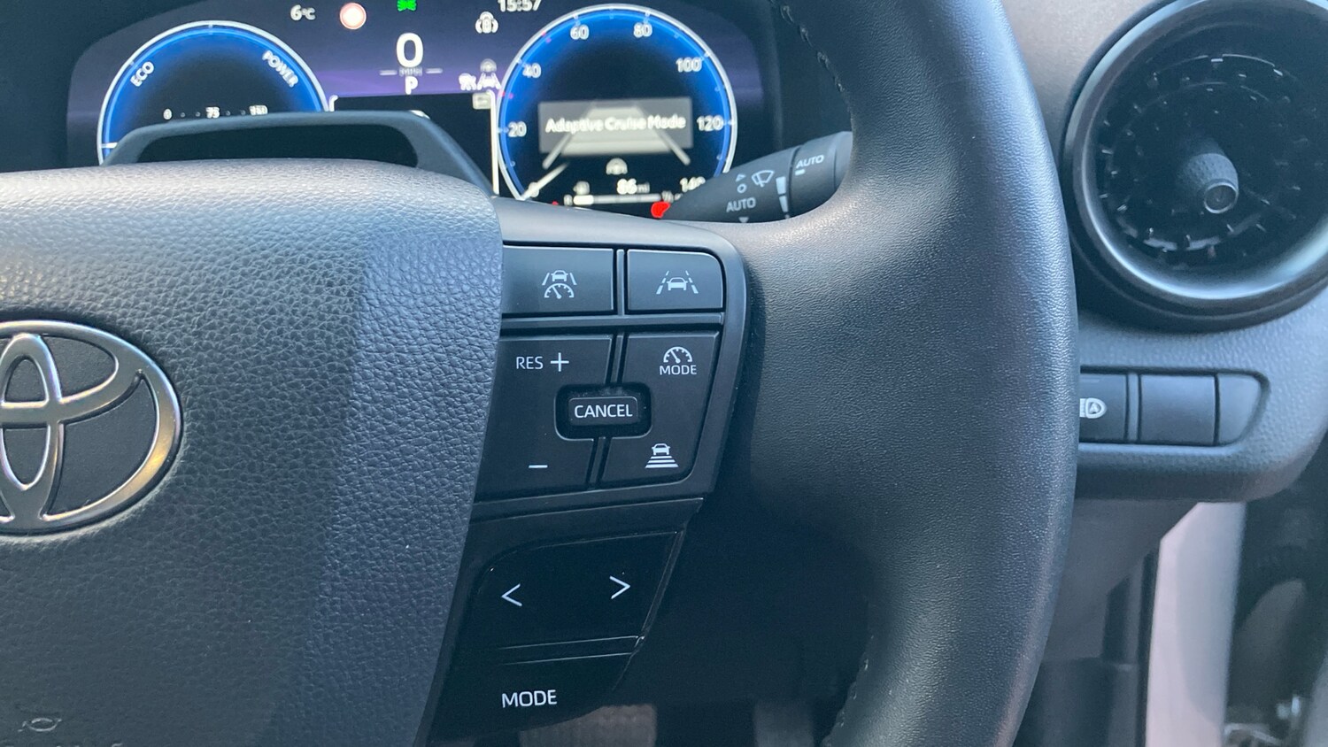 Used Toyota C-HR 2024 for sale - 77350273: Photo 40