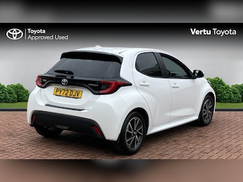 Used Toyota Yaris 2022 for sale - 78175687: Photo